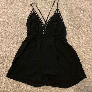 Staring At Stars Black Cut Out Romper V Neck Size Small Backless